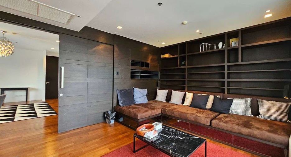 For rent and for sale 2 bedrooms condo in Sathon, Bangkok