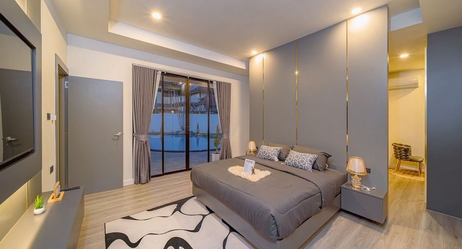 For sale 3 bedrooms villa in Bang Lamung, Chonburi