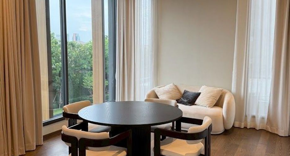 For sale 5 bedrooms house in Suan Luang, Bangkok