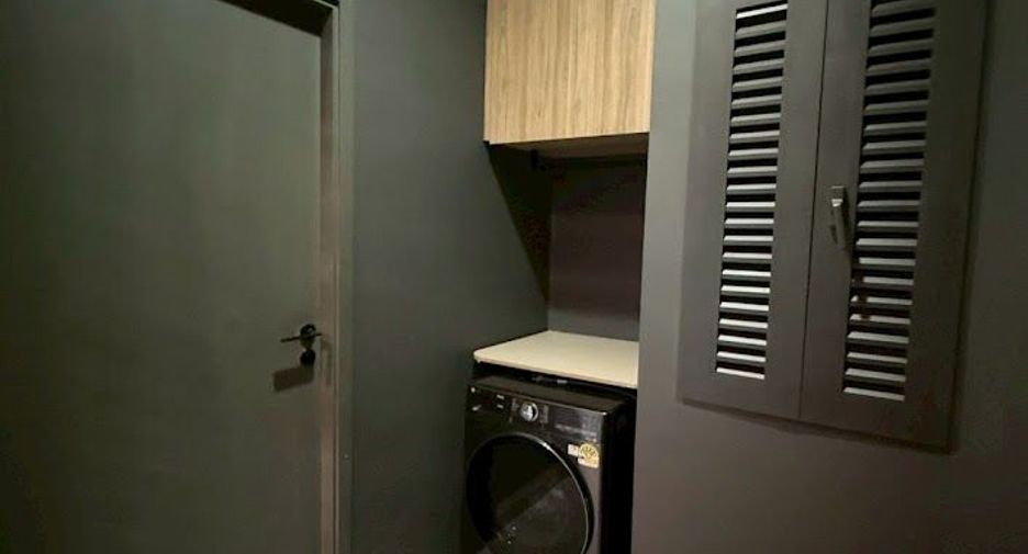 For sale 5 bedrooms house in Suan Luang, Bangkok