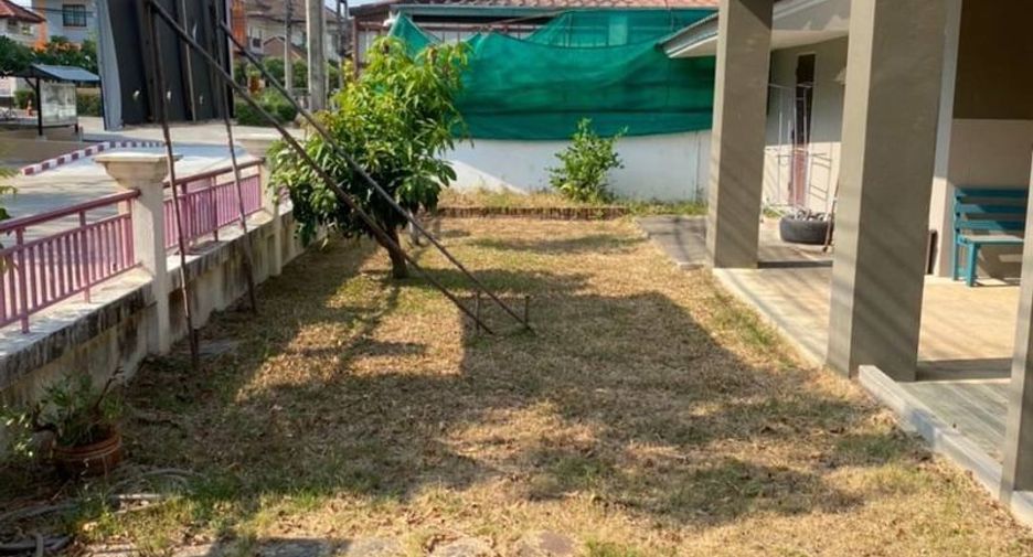 For rent and for sale 3 bedrooms house in Si Racha, Chonburi