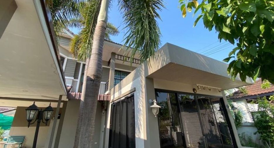 For rent and for sale 3 bedrooms house in Si Racha, Chonburi