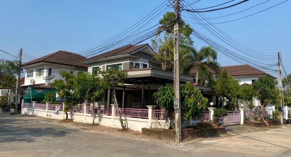 For rent and for sale 3 bedrooms house in Si Racha, Chonburi
