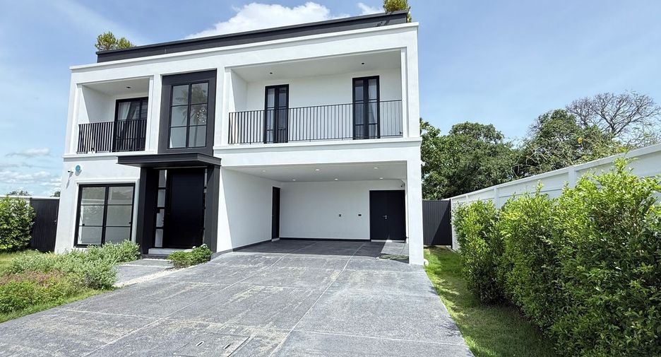 出售 6 卧室 别墅 在 Bang Lamung, Chon Buri