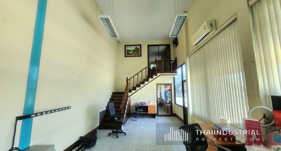 For rent warehouse in Sai Noi, Nonthaburi