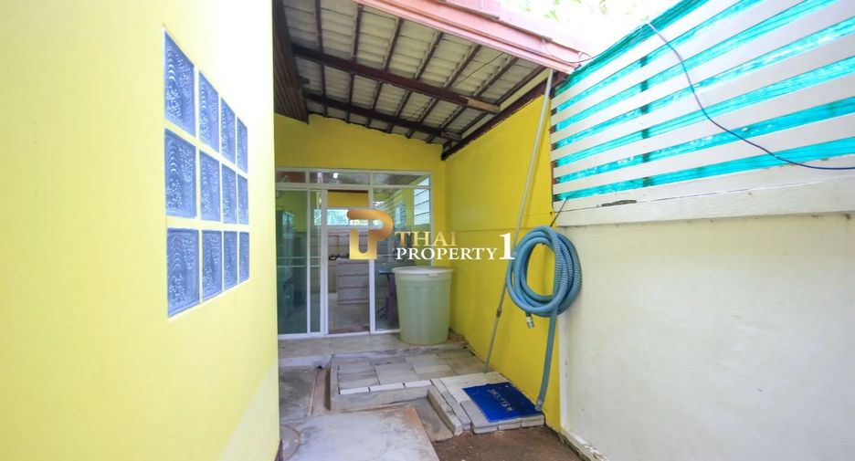 For sale 5 bedrooms house in Hua Hin, Prachuap Khiri Khan