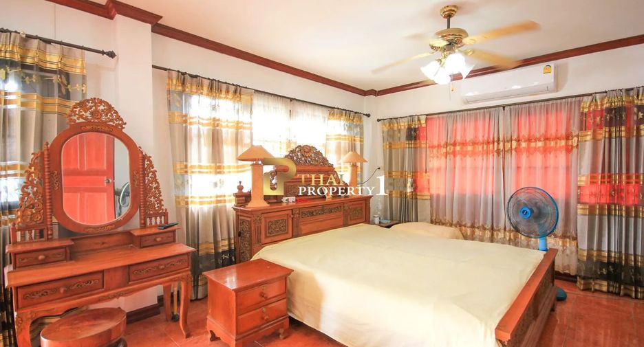 For sale 5 bedrooms house in Hua Hin, Prachuap Khiri Khan