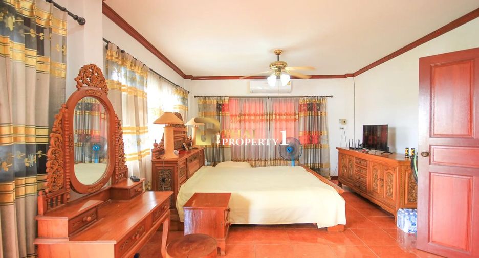 For sale 5 bedrooms house in Hua Hin, Prachuap Khiri Khan