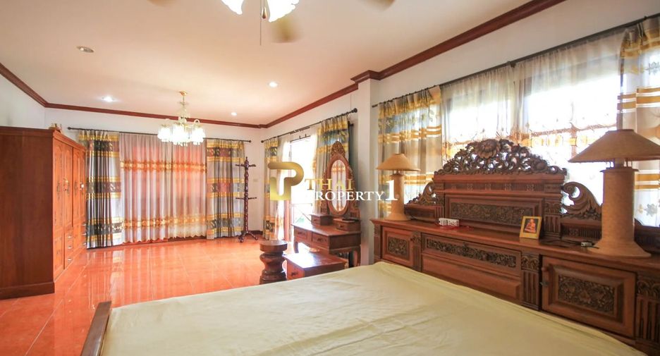 For sale 5 bedrooms house in Hua Hin, Prachuap Khiri Khan