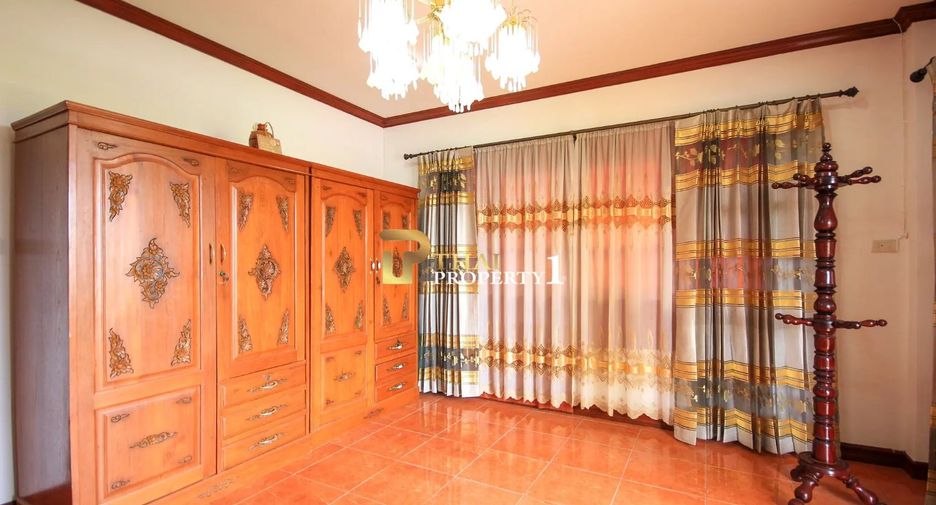 For sale 5 bedrooms house in Hua Hin, Prachuap Khiri Khan