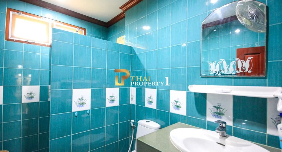 For sale 5 bedrooms house in Hua Hin, Prachuap Khiri Khan