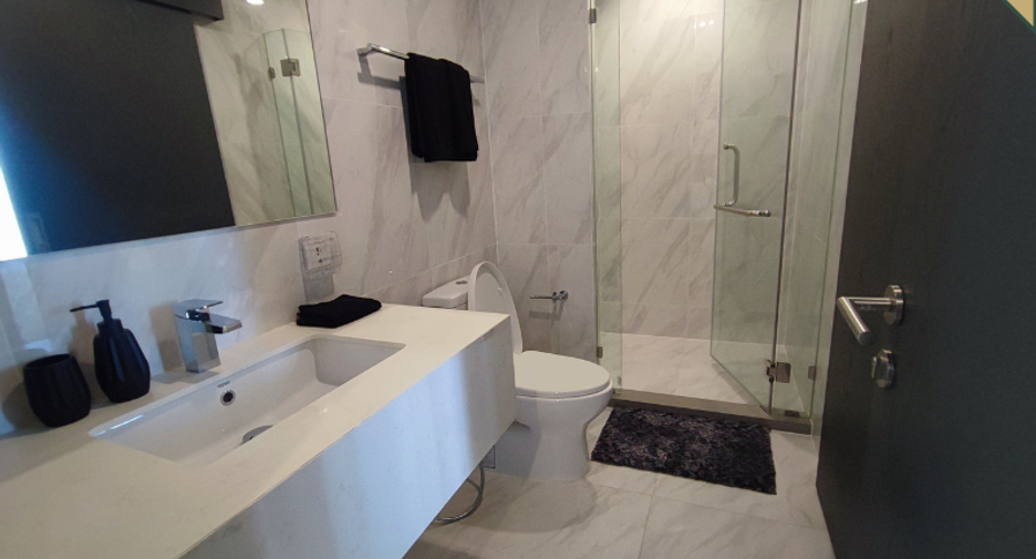 For sale 2 bedrooms condo in Ratchathewi, Bangkok