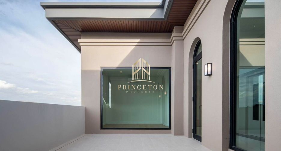 For sale 5 bedrooms house in Saphan Sung, Bangkok