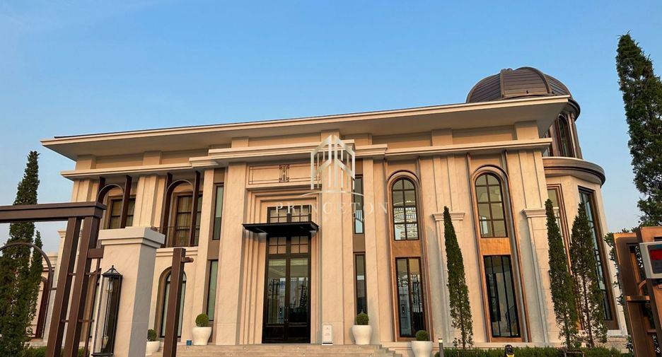 For sale 5 bedrooms house in Saphan Sung, Bangkok