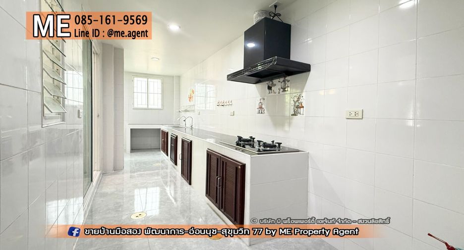 For rent 3 bedrooms townhouse in Suan Luang, Bangkok