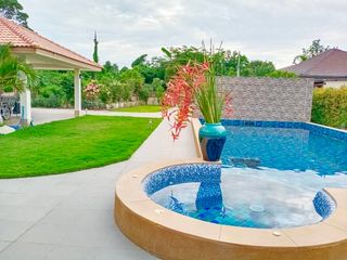 For sale 4 bedrooms house in Mueang Rayong, Rayong