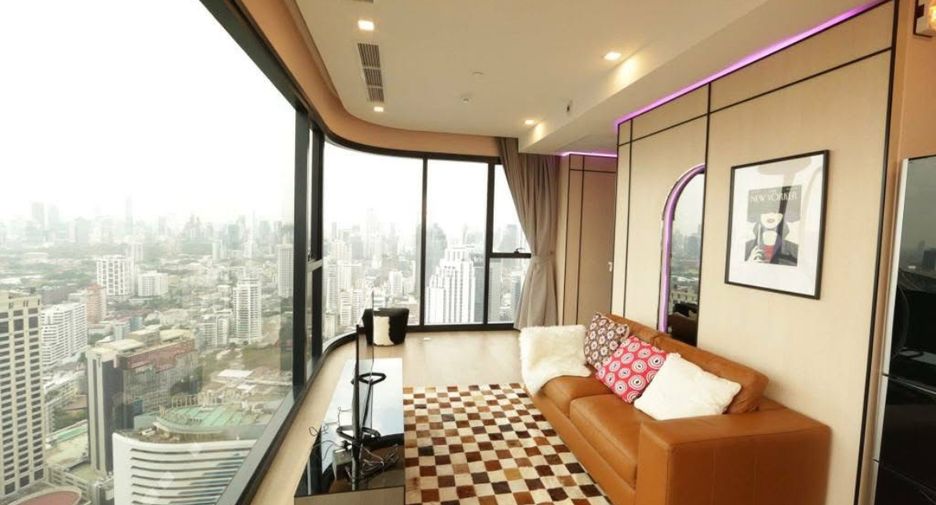 For rent 3 bedrooms condo in Khlong Toei, Bangkok