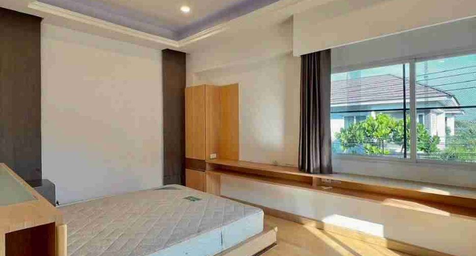 出售 3 卧室 独立屋 在 Lat Krabang, 曼谷
