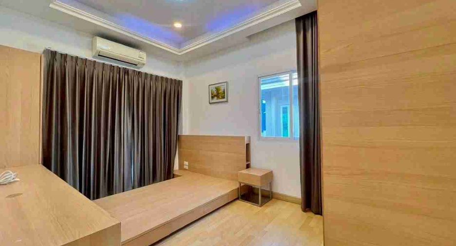 出售 3 卧室 独立屋 在 Lat Krabang, 曼谷
