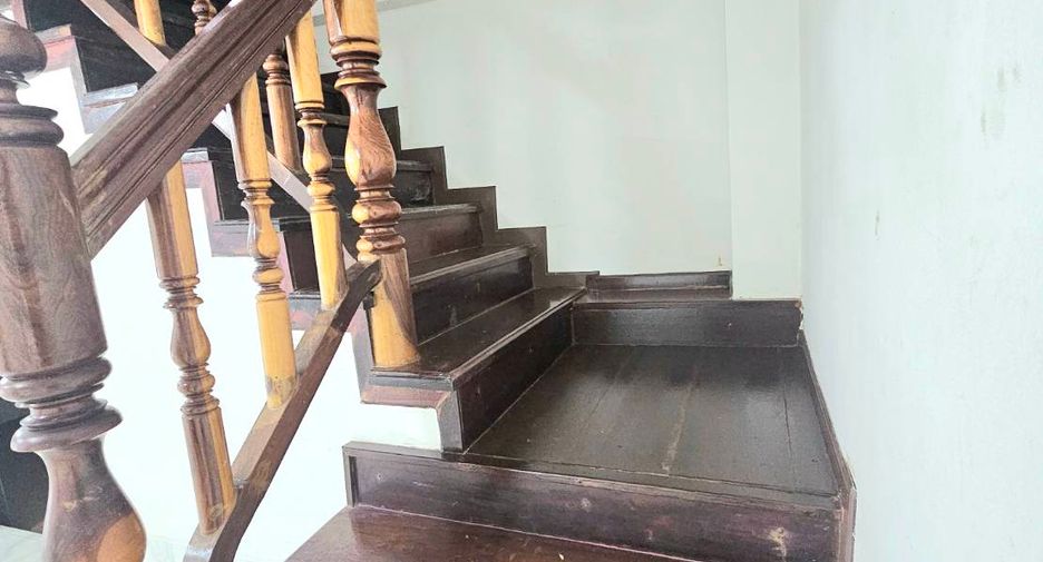Casa adosada en venta de 3 habitaciones en Mueang Ratchaburi, Ratchaburi