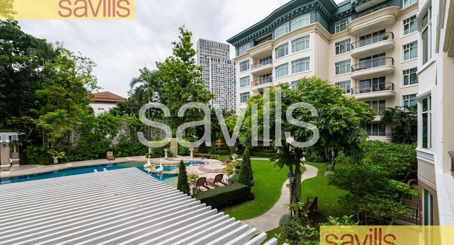 For rent 3 bedrooms condo in Sathon, Bangkok