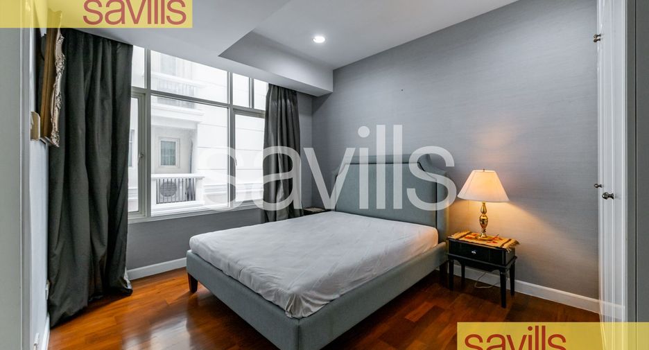 For rent 3 bedrooms condo in Sathon, Bangkok