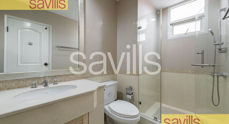 For rent 3 bedrooms condo in Sathon, Bangkok