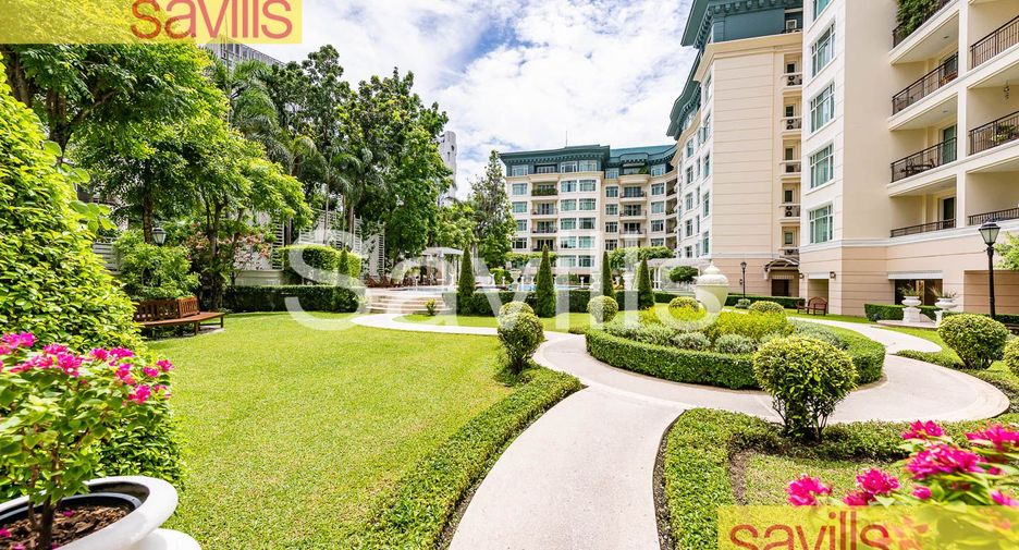 For rent 3 bedrooms condo in Sathon, Bangkok