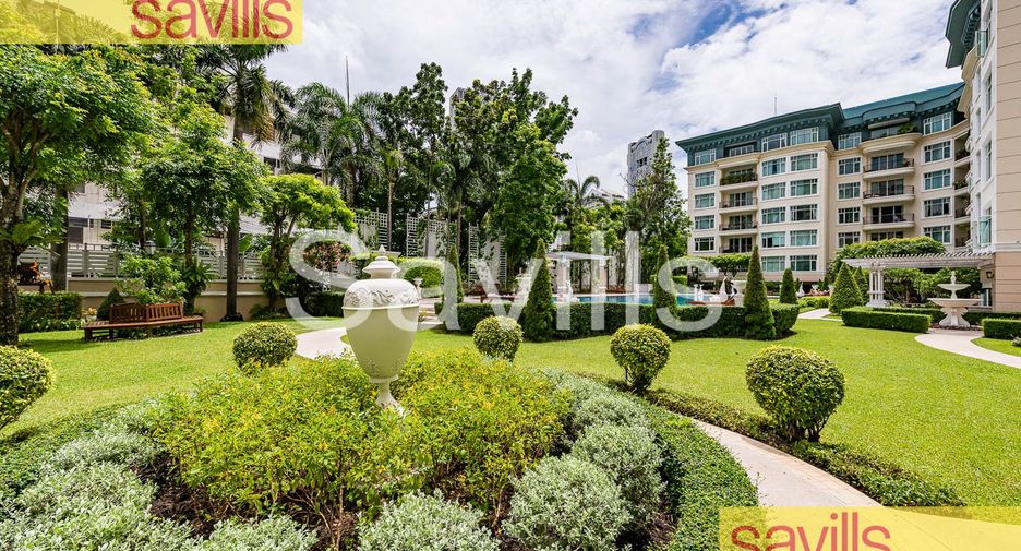 For rent 3 bedrooms condo in Sathon, Bangkok