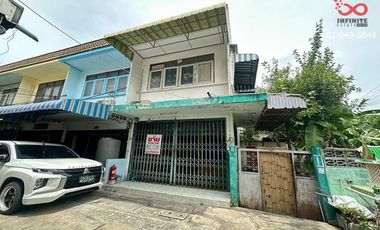 À vendre 2 chambres maison de ville à Bangkok Noi, Bangkok