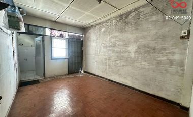 À vendre 2 chambres maison de ville à Bangkok Noi, Bangkok