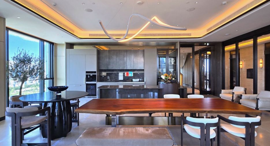 For rent and for sale 5 bedrooms condo in Sathon, Bangkok