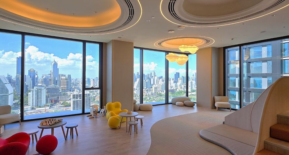 For rent and for sale 5 bedrooms condo in Sathon, Bangkok