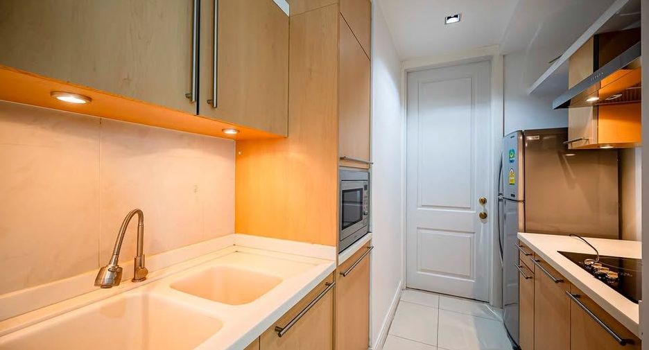 For rent 2 ベッドルーム condo in Pathum Wan, Bangkok