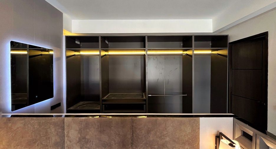 Reihenhaus zur Miete mit 5 Zimmer in Watthana, Bangkok