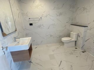 For rent 3 bedrooms house in Huai Khwang, Bangkok