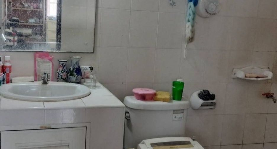 For sale studio house in Mueang Phitsanulok, Phitsanulok