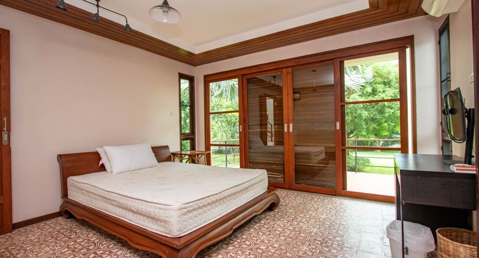For sale 8 bedrooms house in Hang Dong, Chiang Mai