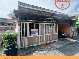 À vendre 5 chambres maison de ville à Phasi Charoen, Bangkok