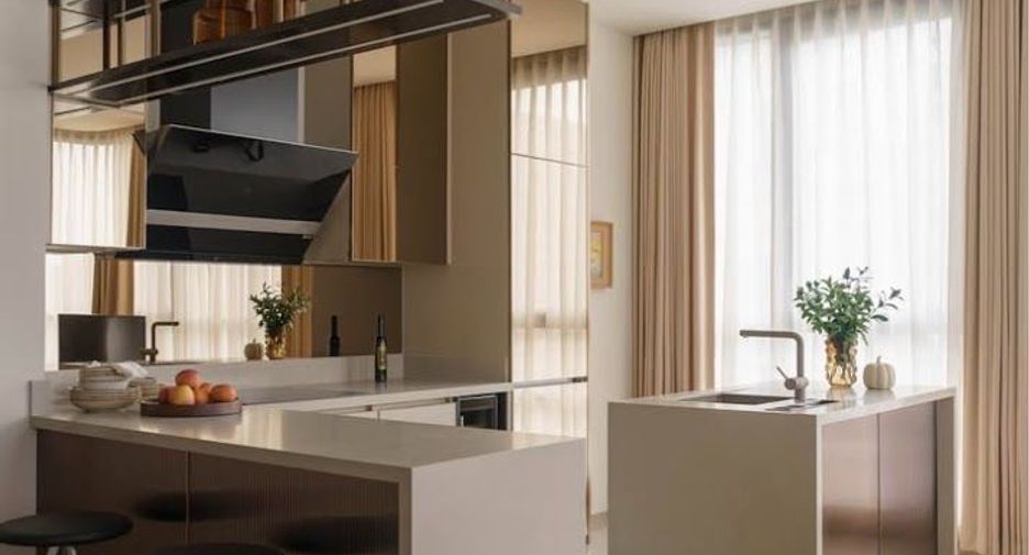 For rent 2 bedrooms condo in Sathon, Bangkok