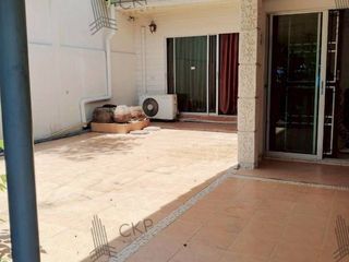 For sale 3 bedrooms house in Si Racha, Chonburi