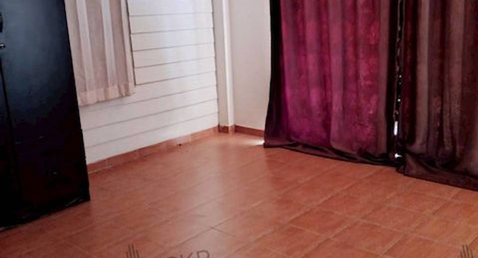 Продажа 3 спальни дом в Si Racha, Чонбури