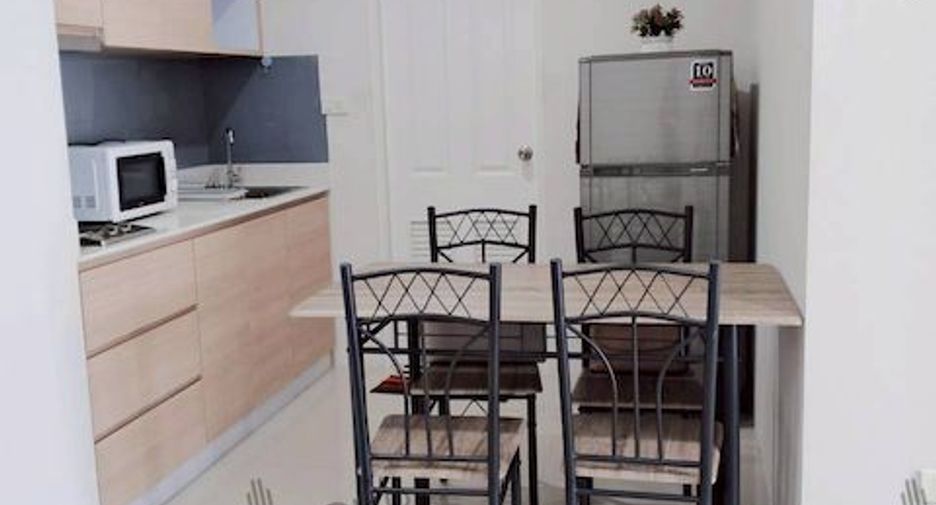 For sale 1 bed condo in Si Racha, Chonburi