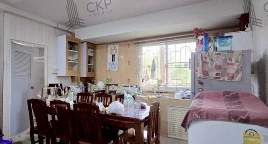 For sale 3 bedrooms house in Mueang Chachoengsao, Chachoengsao