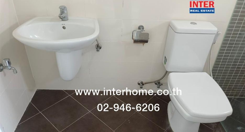 Gewerbefläche zum Kauf mit 4 Zimmer in Khlong Sam Wa, Bangkok