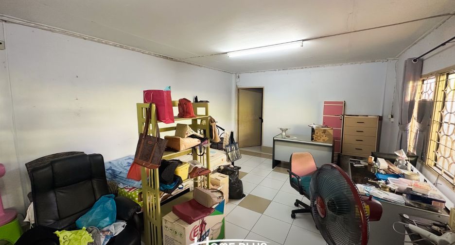 Terreno en venta en Khan Na Yao, Bangkok