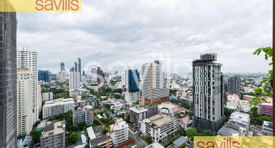 For rent 2 bedrooms condo in Khlong Toei, Bangkok