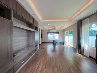 For sale 3 bedrooms house in Khlong Sam Wa, Bangkok