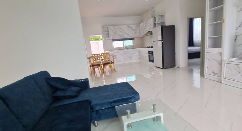 Villa en alquiler de 3 habitaciones en Bang Lamung, Chonburi