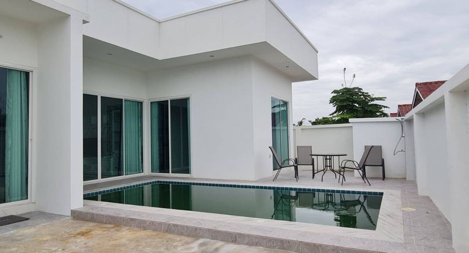 Villa en alquiler de 3 habitaciones en Bang Lamung, Chonburi